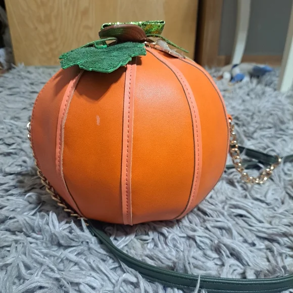 NWOT Bestey Johnson Pumpkin Purse - Picture 4 of 4